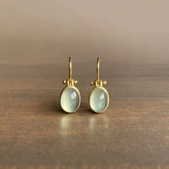 Aretes Cristal Lunar Verde en Oro Vintage
