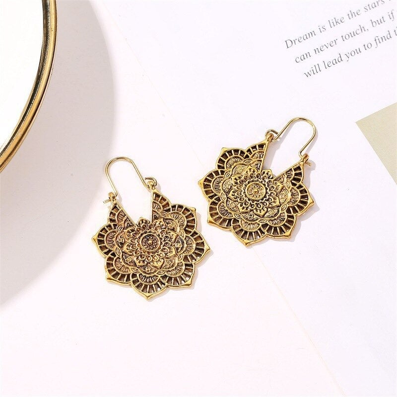 Aretes Lotus Mandala