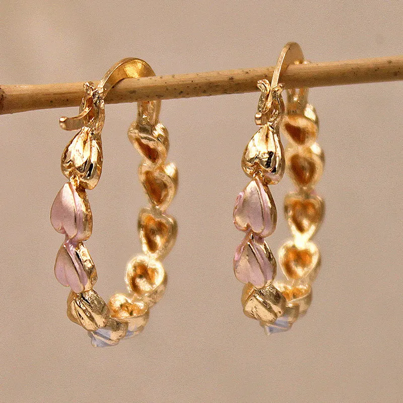 Aretes Vintage de Corazones en Oro