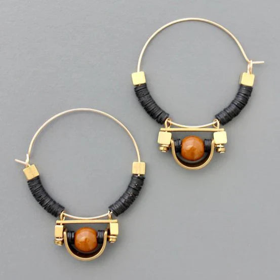 Aretes Negros y Naranjas Vintage en Oro