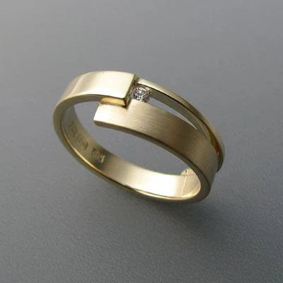 Anillo Fino en Oro Vintage